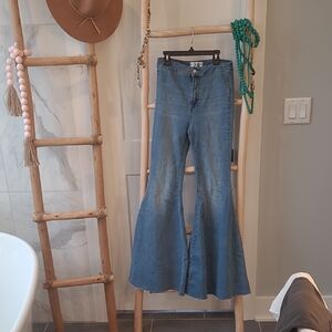 Free People Just Float On Flare Leg Jeans Light Blue Size 26. LNWOT